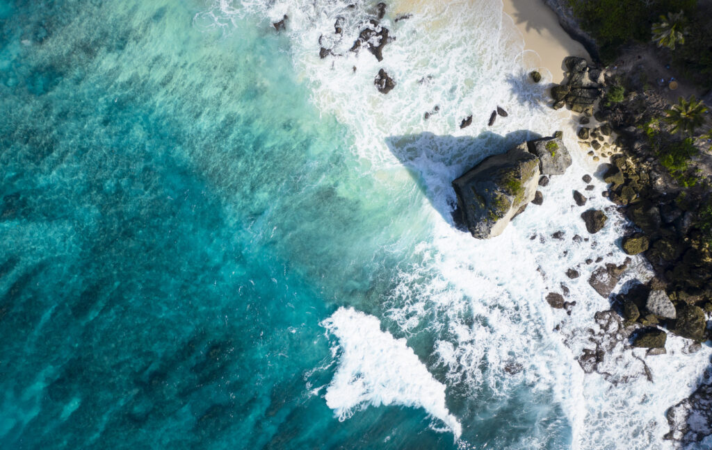 Photo top shot plage -D&Drones vidéo drones